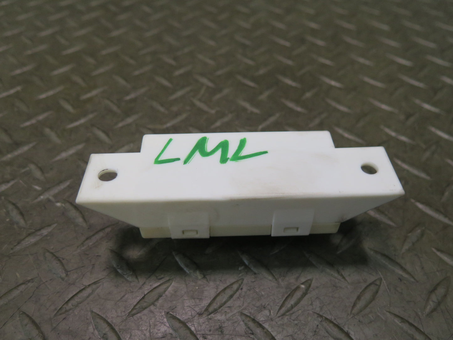 2012-2015 Mercedes X166 W166 Ml-class Headlight Range Adjust Control Module