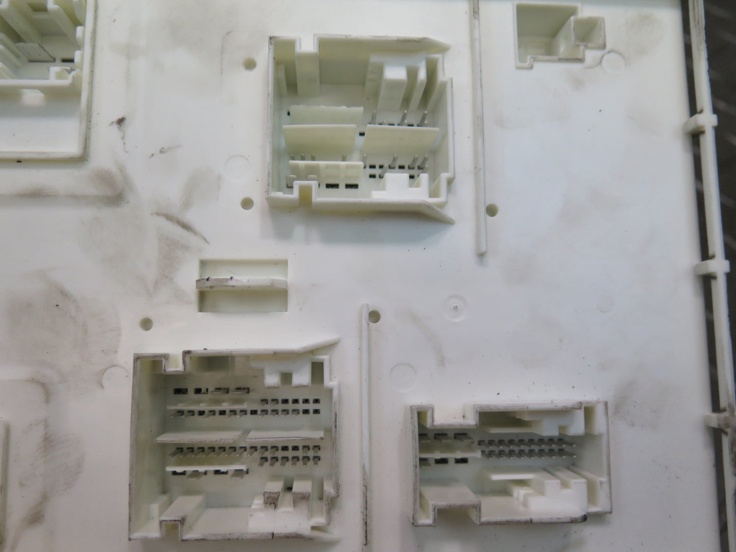 2012-2015 Mercedes X166 W166 Ml-class Front SAM Signal Acquisition Module