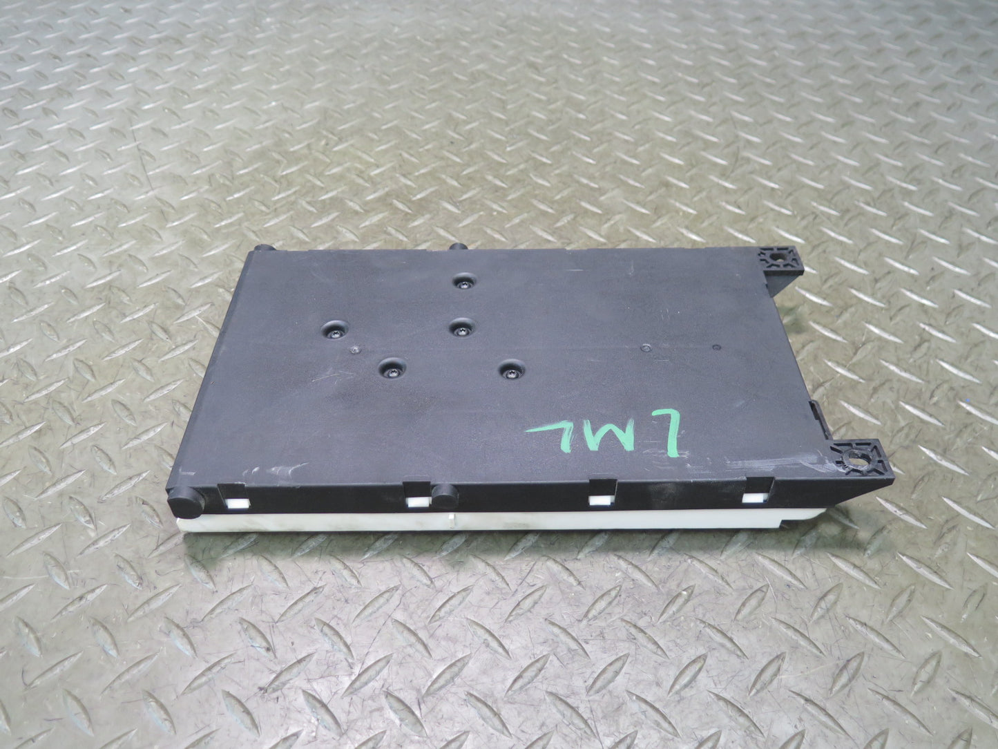 2012-2015 Mercedes X166 W166 Ml-class Front SAM Signal Acquisition Module