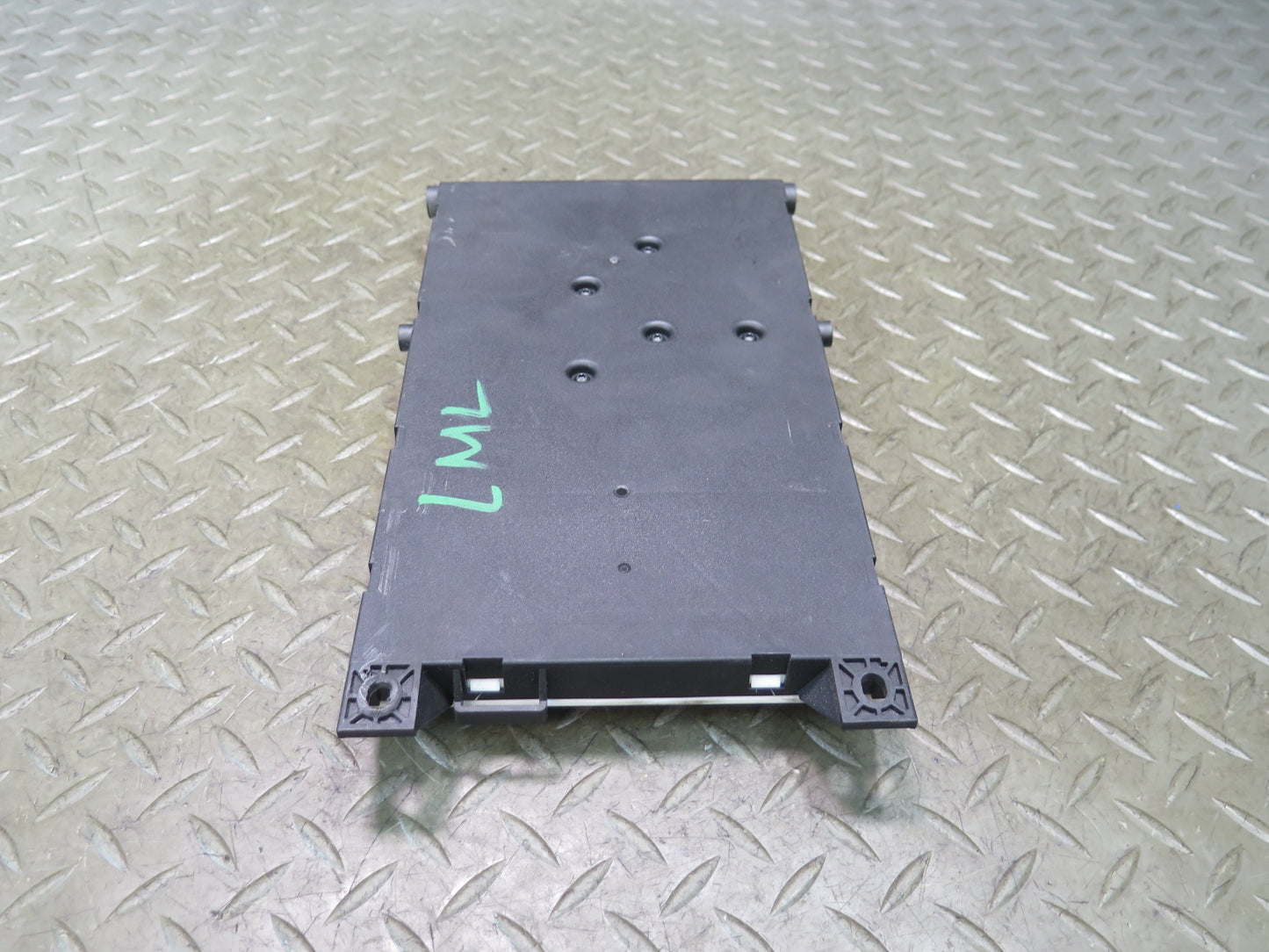 2012-2015 Mercedes X166 W166 Ml-class Front SAM Signal Acquisition Module