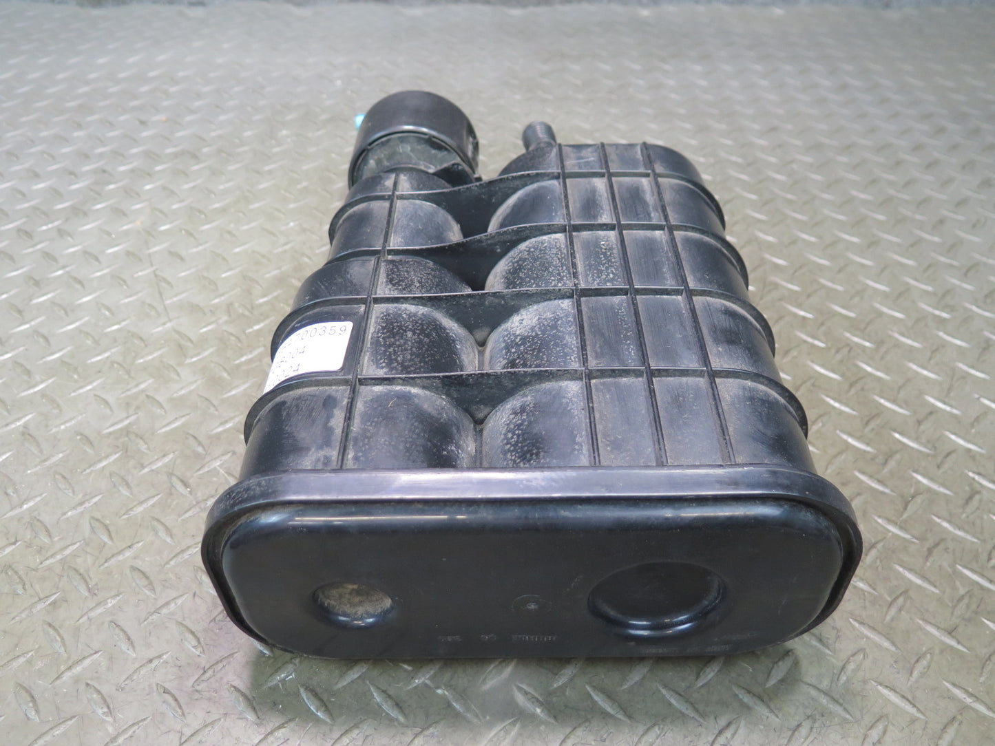 2012-2015 Mercedes X166 W166 Ml-class Fuel Evap Vapor Charcoal Canister
