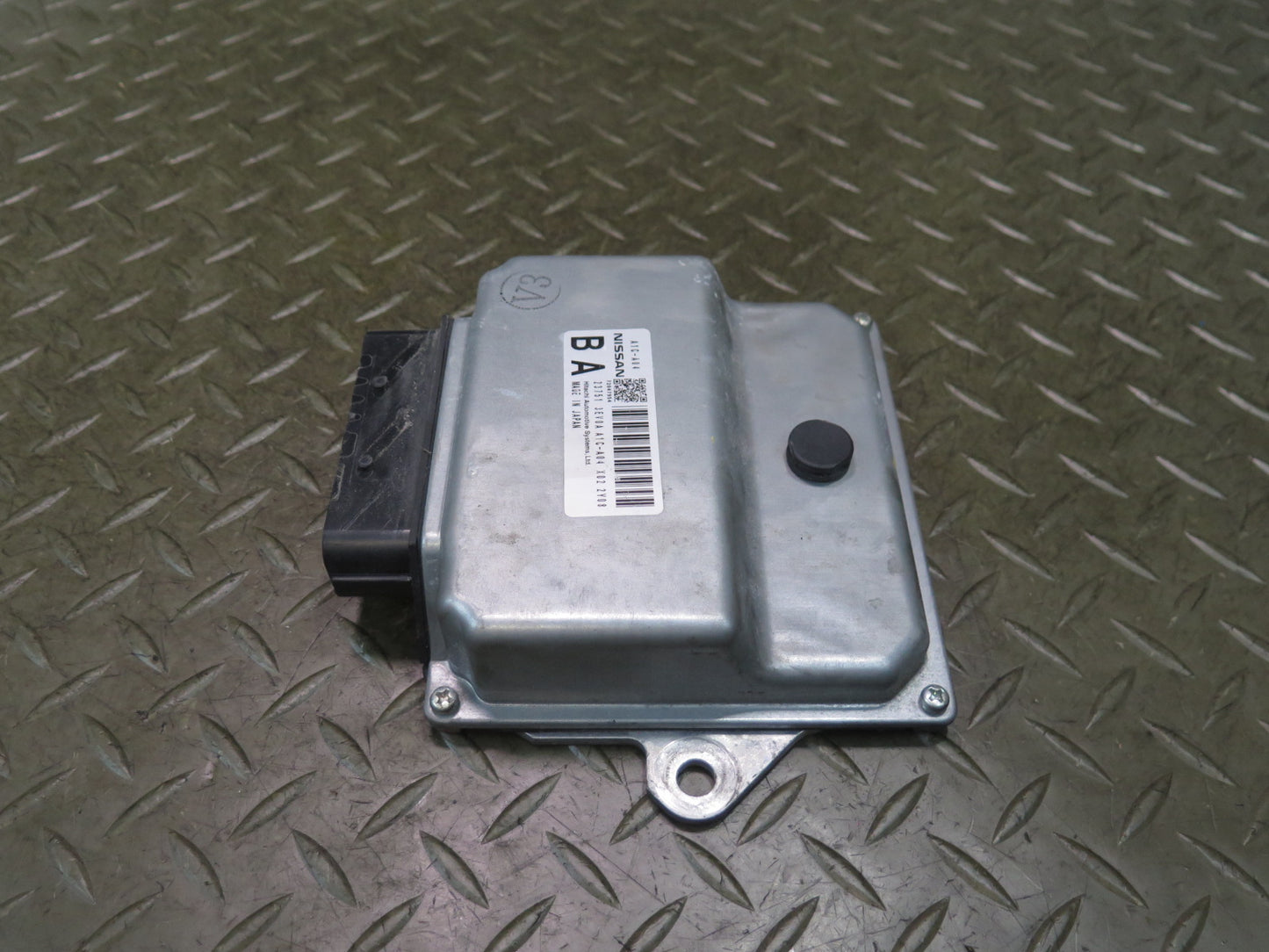 12-14 Nissan Z34 370Z VQ37VHR Variable Valve Control Module Unit 23751-3EV0A OEM