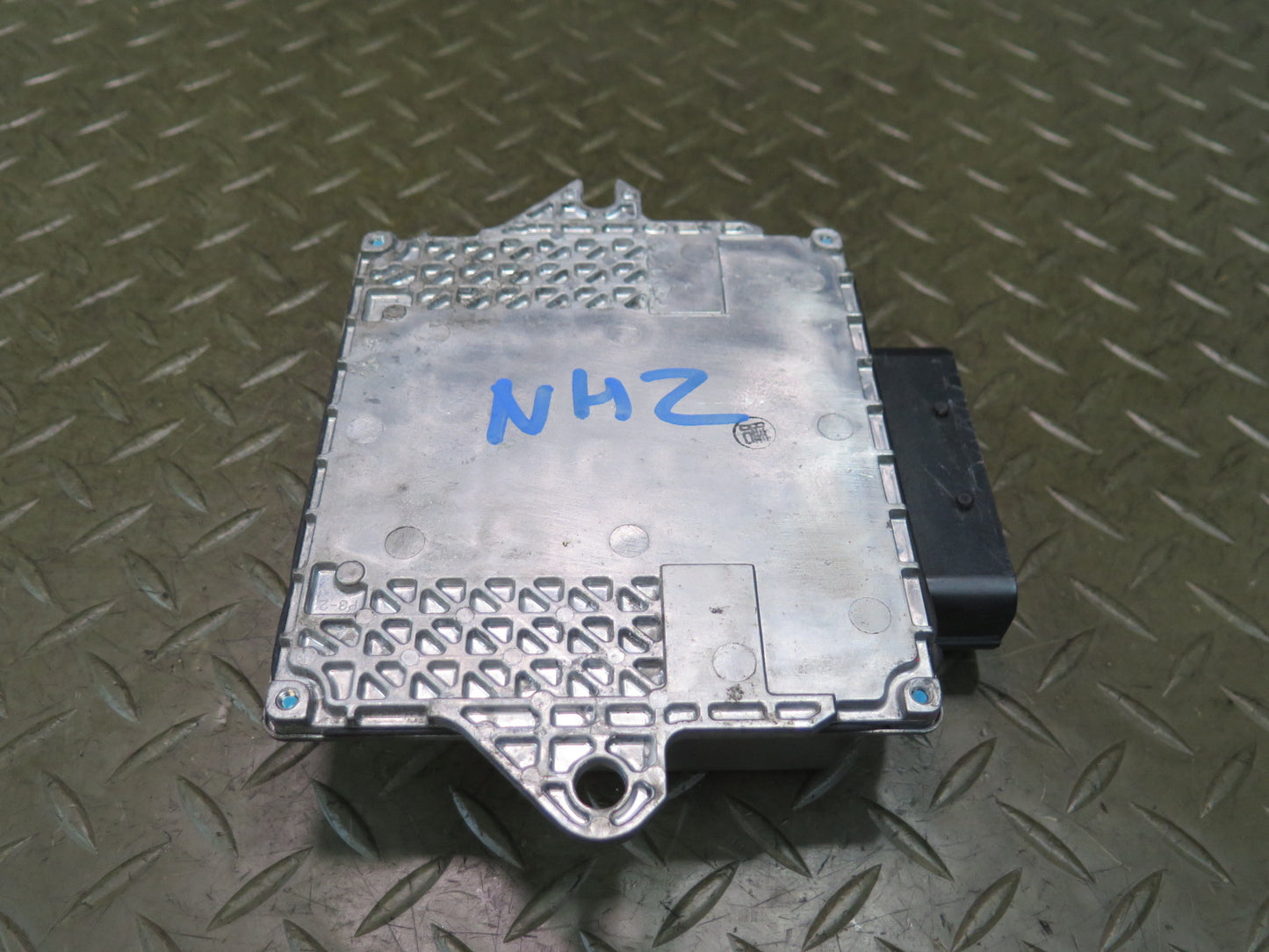 12-14 Nissan Z34 370Z VQ37VHR Variable Valve Control Module Unit 23751-3EV0A OEM