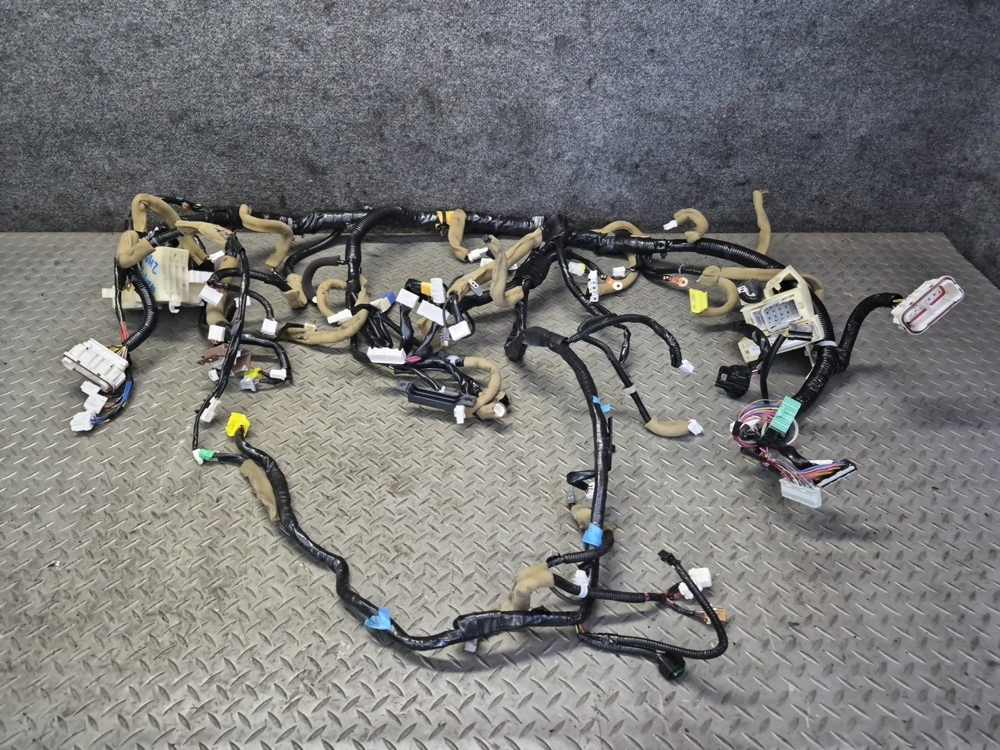 2013 Nissan Z34 370Z Convert A/T Main Dash Dashboard Wire Wiring Harness OEM