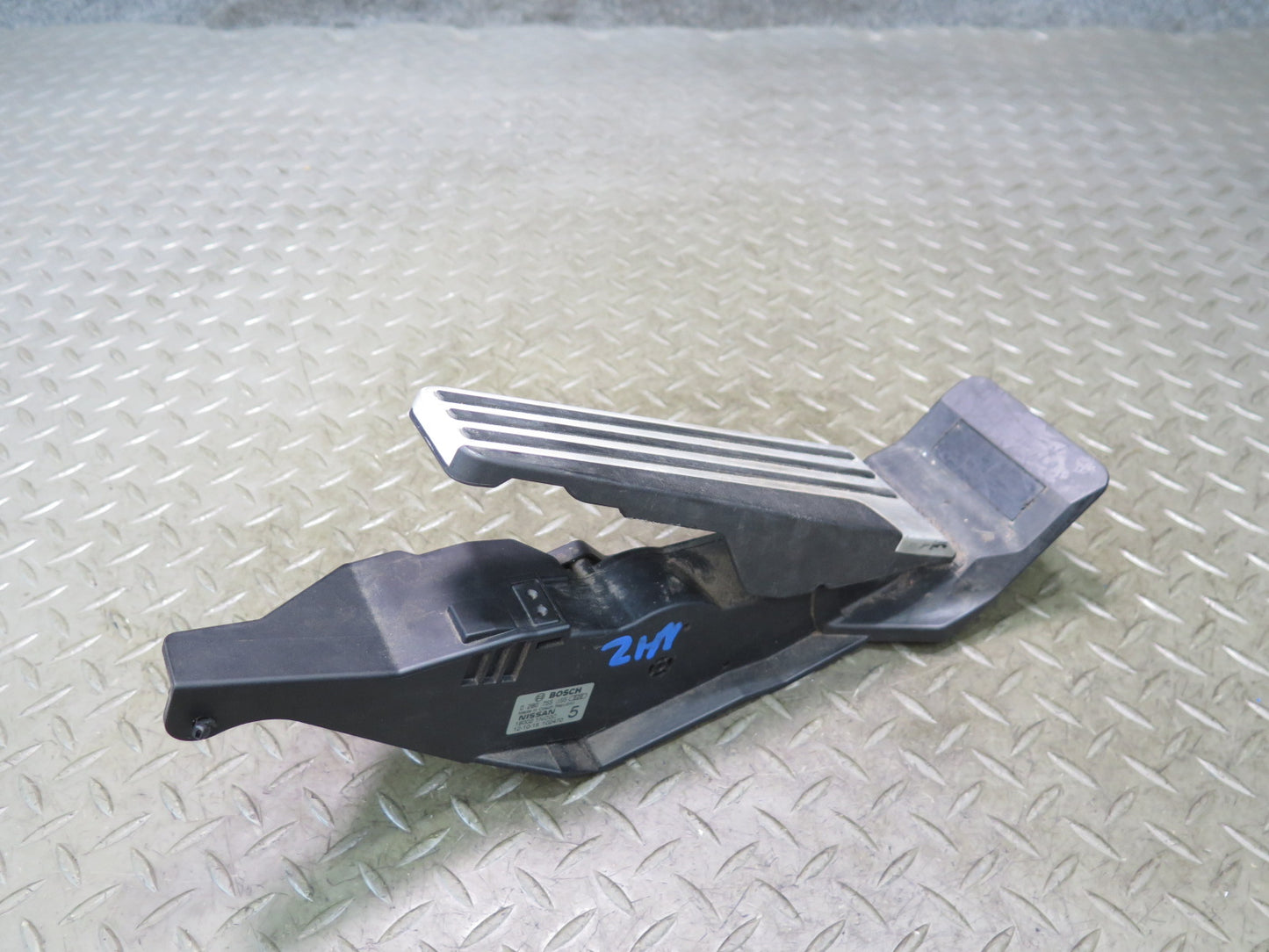 09-20 Nissan Z34 370Z Gas Accelerator Throttle Pedal Assembly 18002-1NC0C OEM
