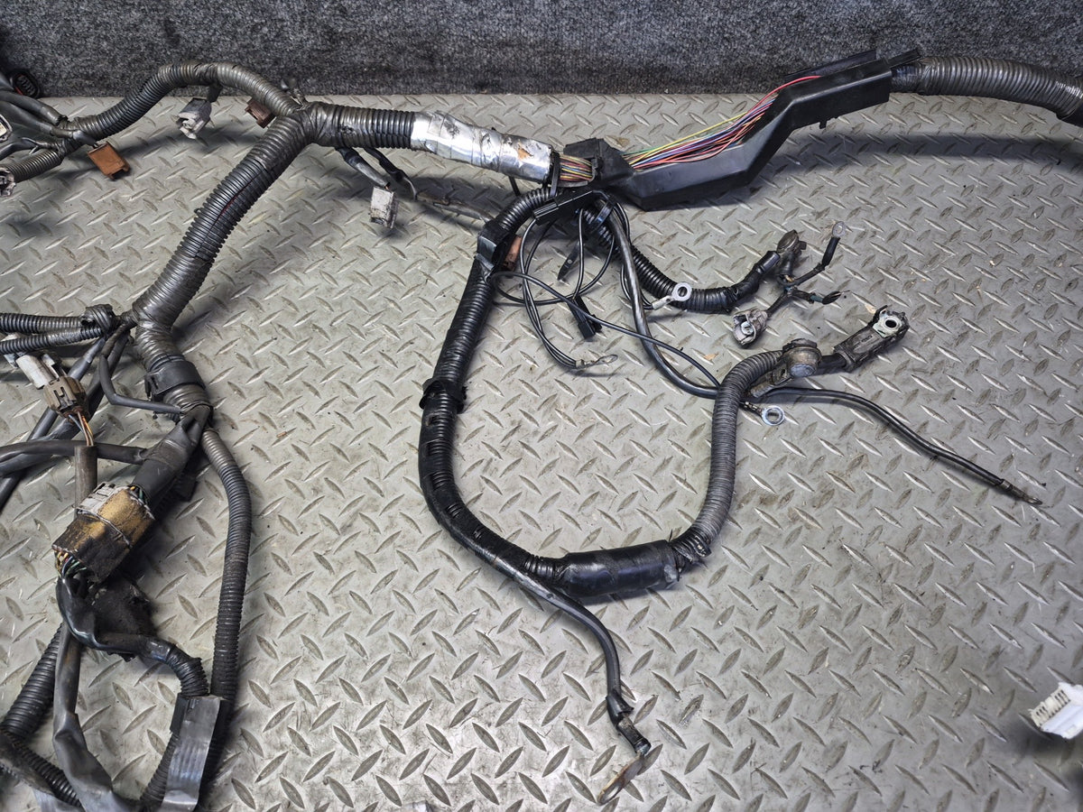 1996-1997 Lexus FZJ80L LX450 4.5L 1FZFE Engine Wire Wiring Harness 82121-60343