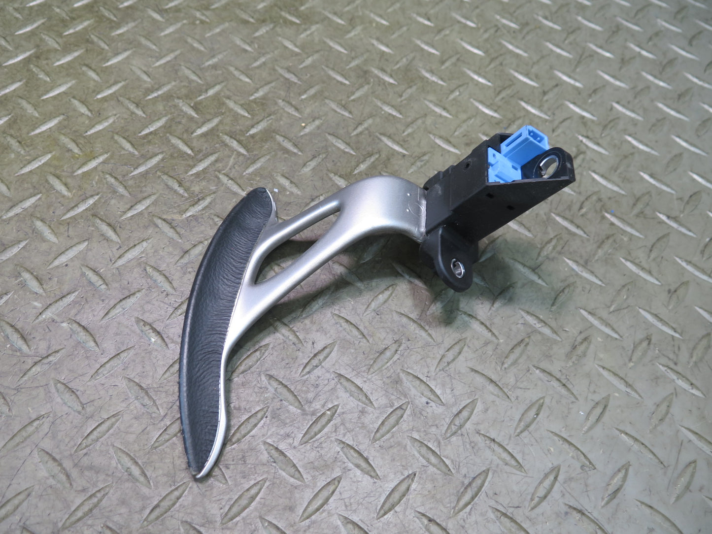 09-20 Nissan 370Z Z34 Left & Right Steering Shift Paddle Switch Set OEM