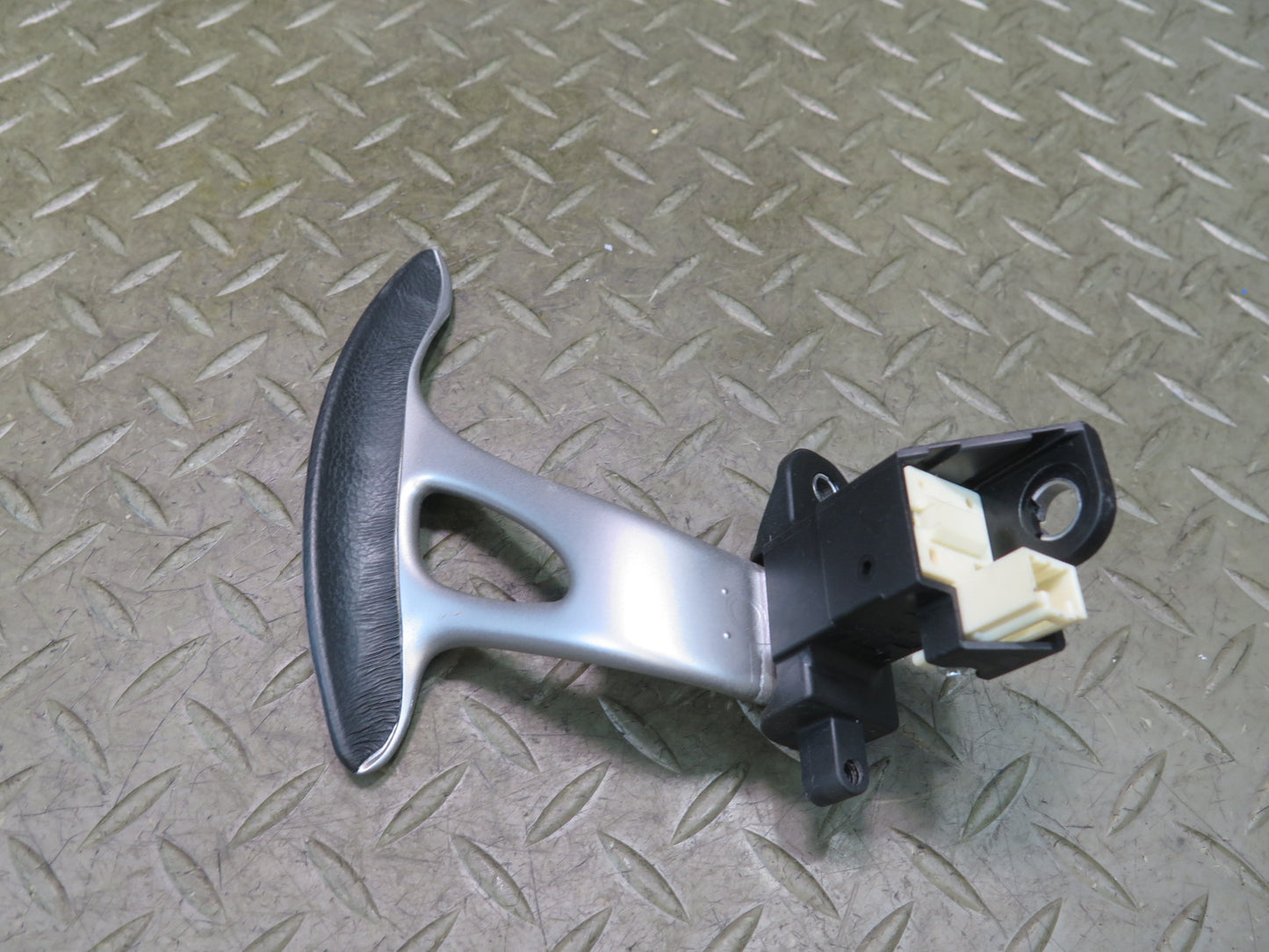 09-20 Nissan 370Z Z34 Left & Right Steering Shift Paddle Switch Set OEM