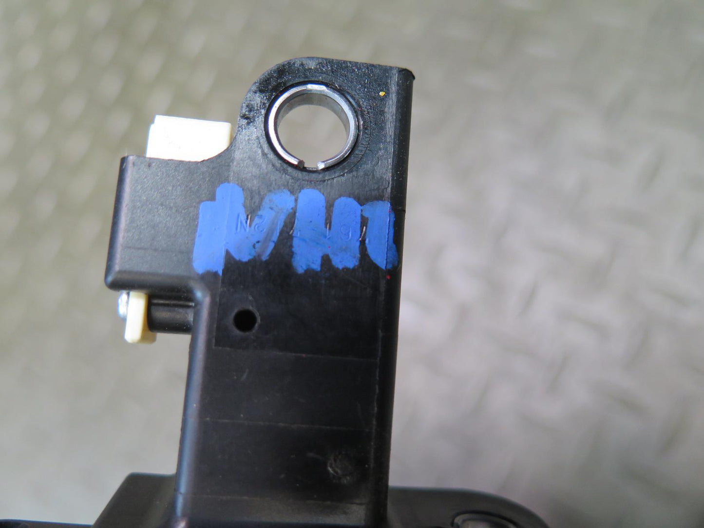 09-20 Nissan 370Z Z34 Left & Right Steering Shift Paddle Switch Set OEM