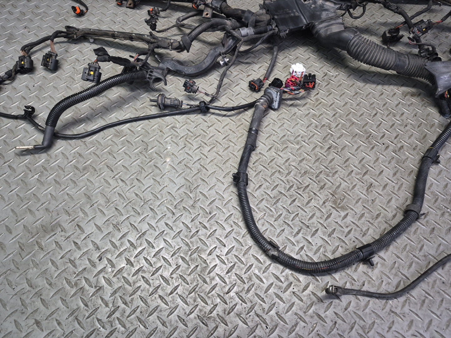2011-2014 Porsche Cayenne 958 4.8L NA Engine Wire Wiring Harness 94860700808