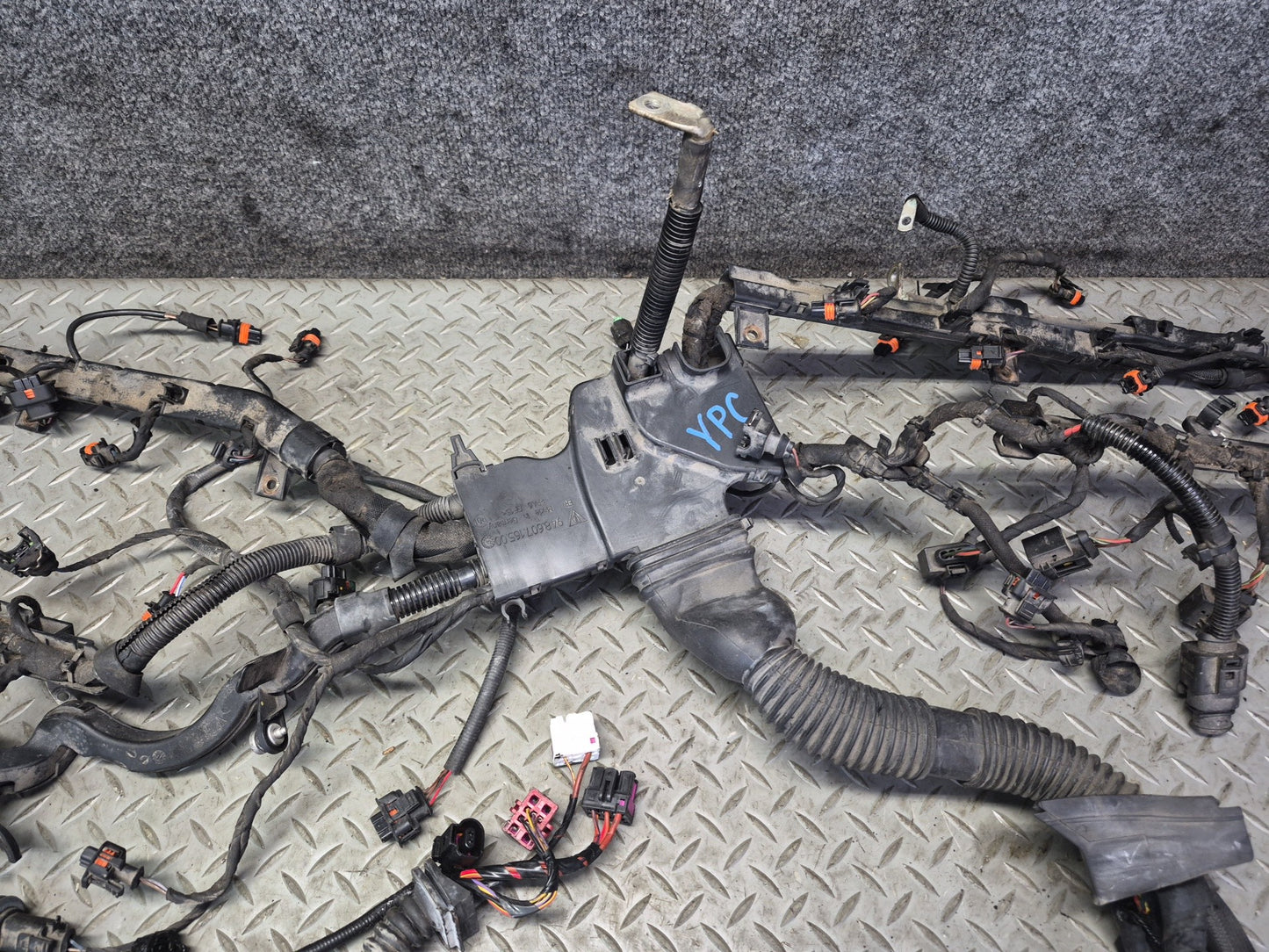 2011-2014 Porsche Cayenne 958 4.8L NA Engine Wire Wiring Harness 94860700808