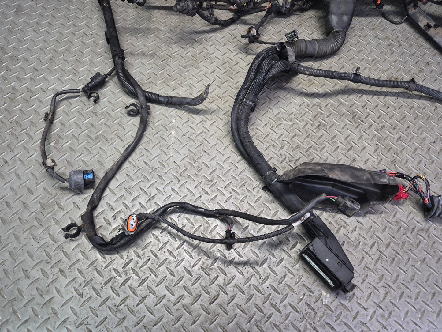 2011-2014 Porsche Cayenne 958 4.8L NA Engine Wire Wiring Harness 94860700808