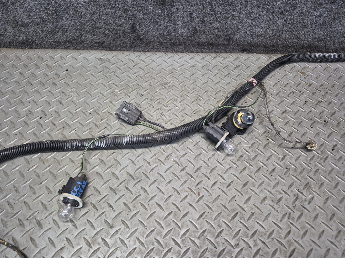 1993 Chevrolet Corvette C4 Rear Bumper Tail Light Wire Wiring Harness OEM