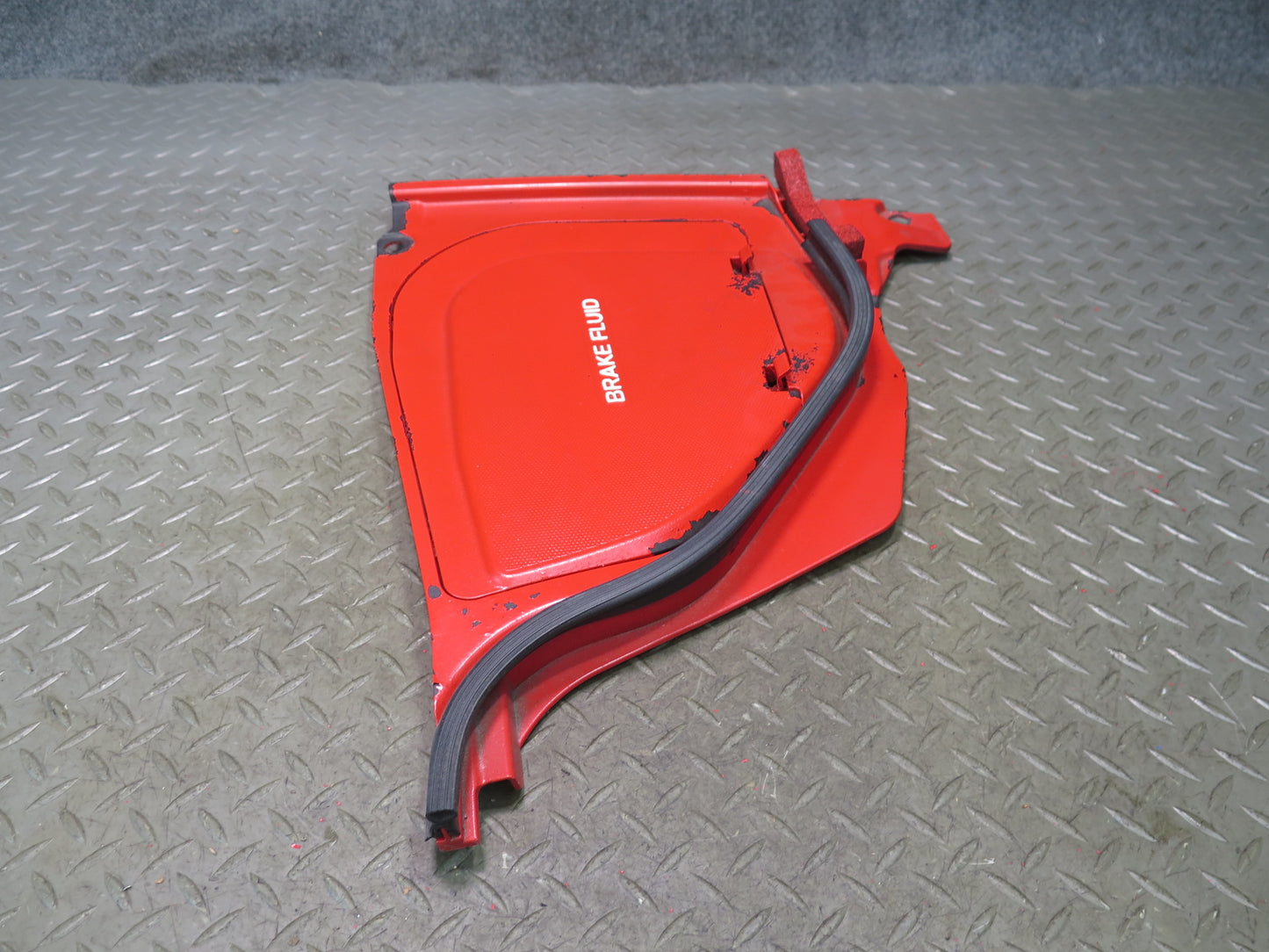 09-20 Nissan 370Z Z34 Front Left & Right Brake Fluid & Battery Cover Set OEM