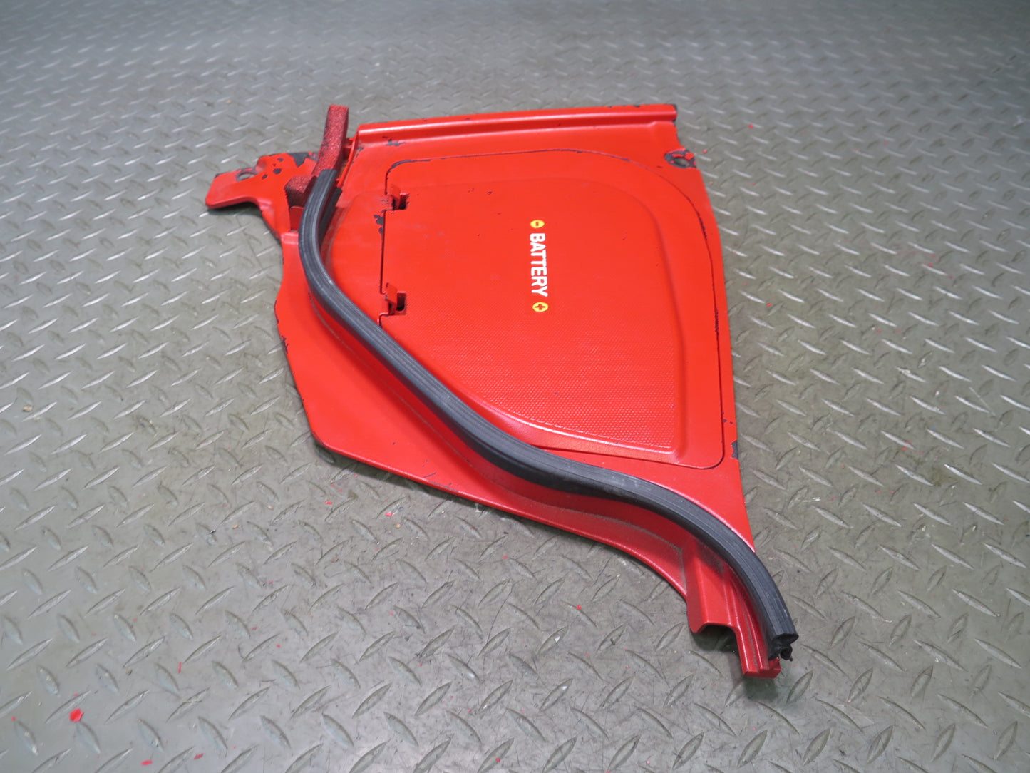 09-20 Nissan 370Z Z34 Front Left & Right Brake Fluid & Battery Cover Set OEM