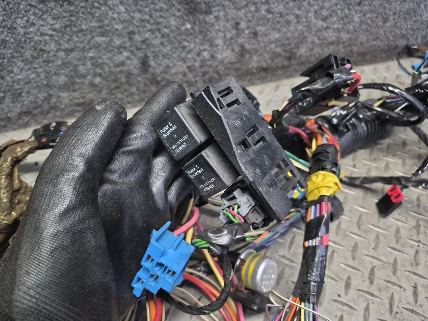 1995 Chevrolet Corvette C4 A/T Under Dash Interior Wire Wiring Harness OEM