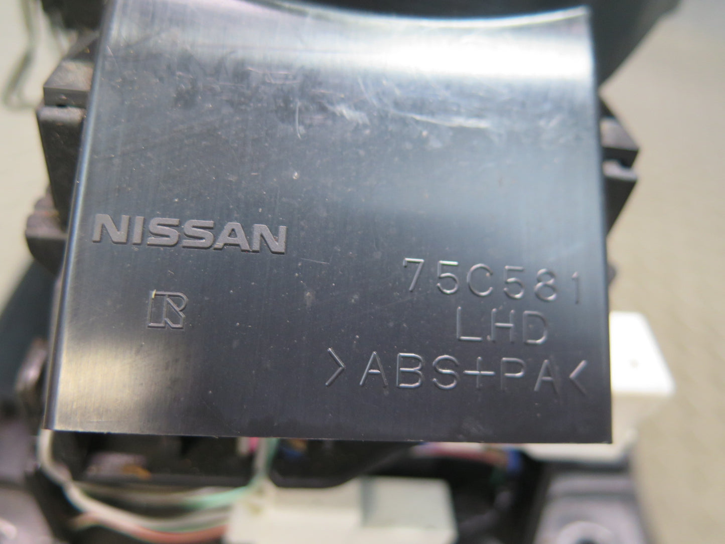 09-20 Nissan 370Z Z34 A/T Automatic Transmission Gear Shifter w Knob Assy OEM