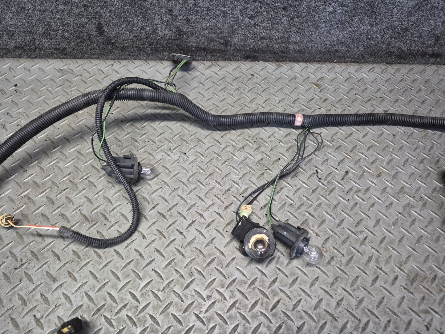 1992 Chevrolet Corvette C4 Rear Bumper Tail Light Wire Wiring Harness OEM