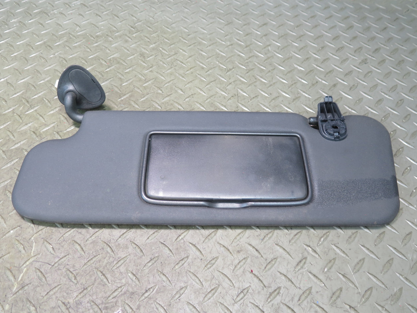 10-19 Nissan Z34 370Z Convertible Set of 2 Front Left & Right Sun Visor OEM