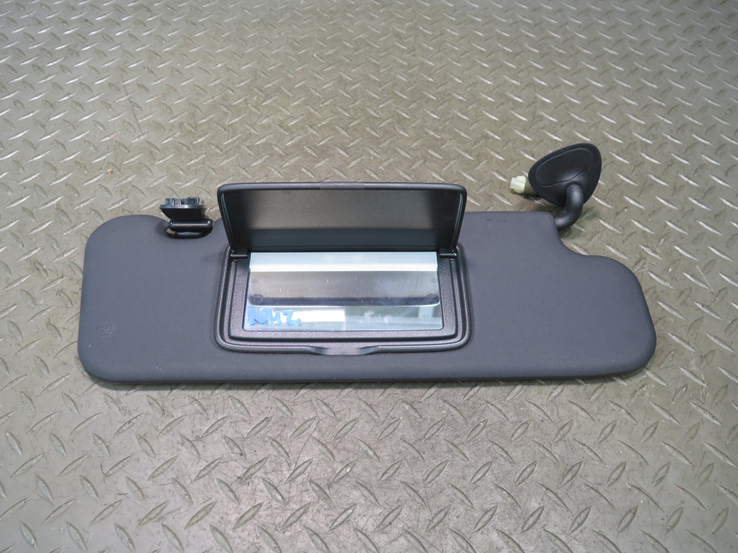 10-19 Nissan Z34 370Z Convertible Set of 2 Front Left & Right Sun Visor OEM