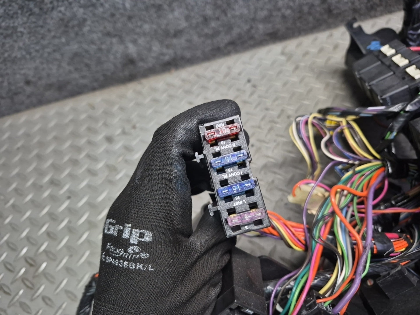 1992 Chevrolet Corvette C4 A/T Under Dash Wire Wiring Harness