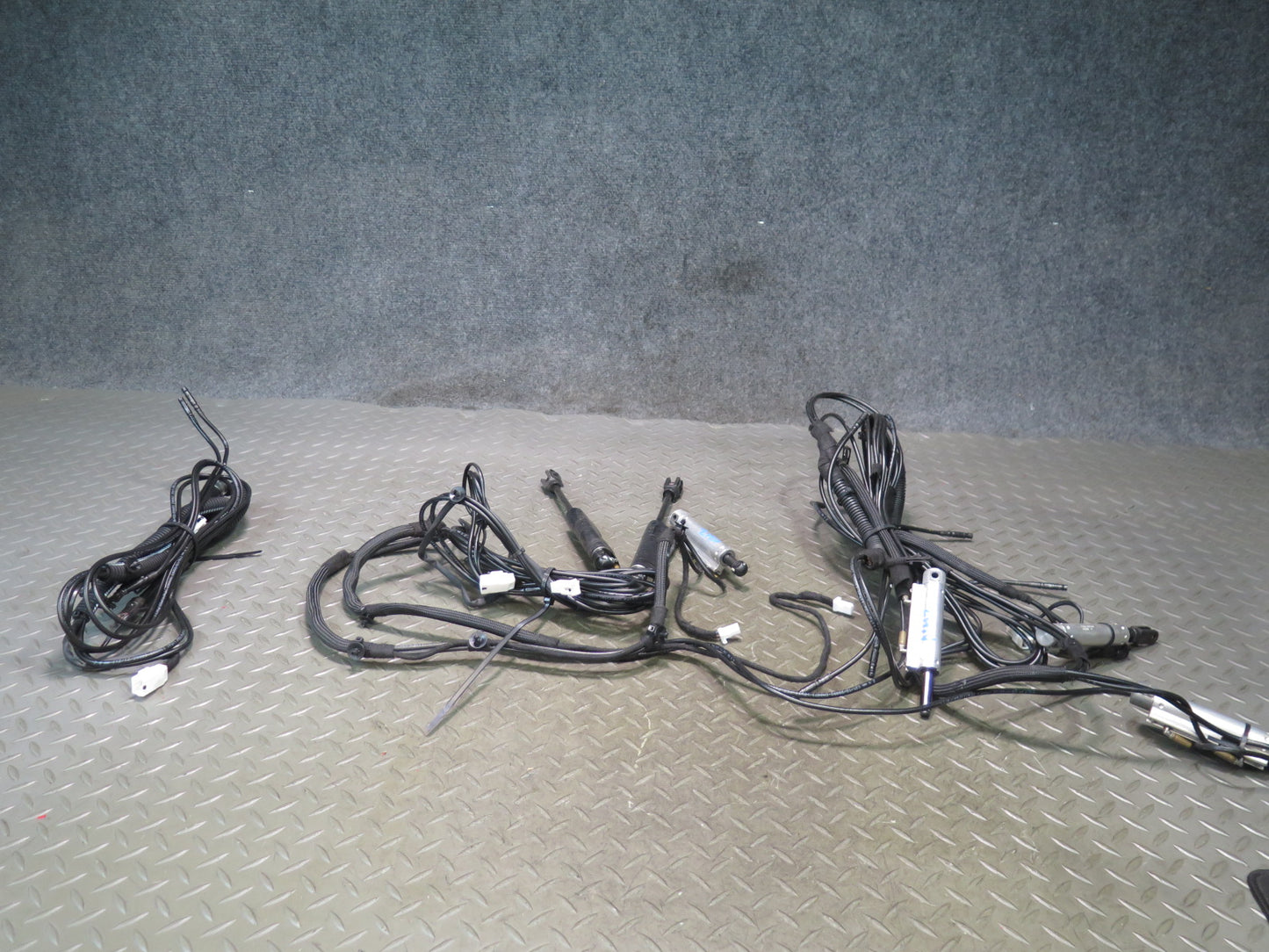 10-19 Nissan Z34 370Z Convertible TOP Roof Hydraulic Cylinder Cable Line Set OEM