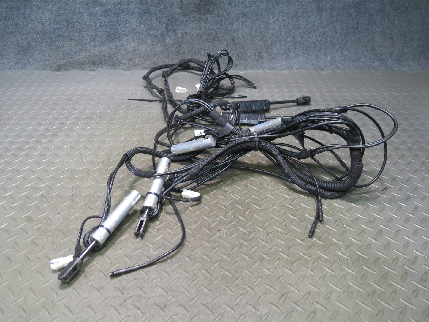 10-19 Nissan Z34 370Z Convertible TOP Roof Hydraulic Cylinder Cable Line Set OEM
