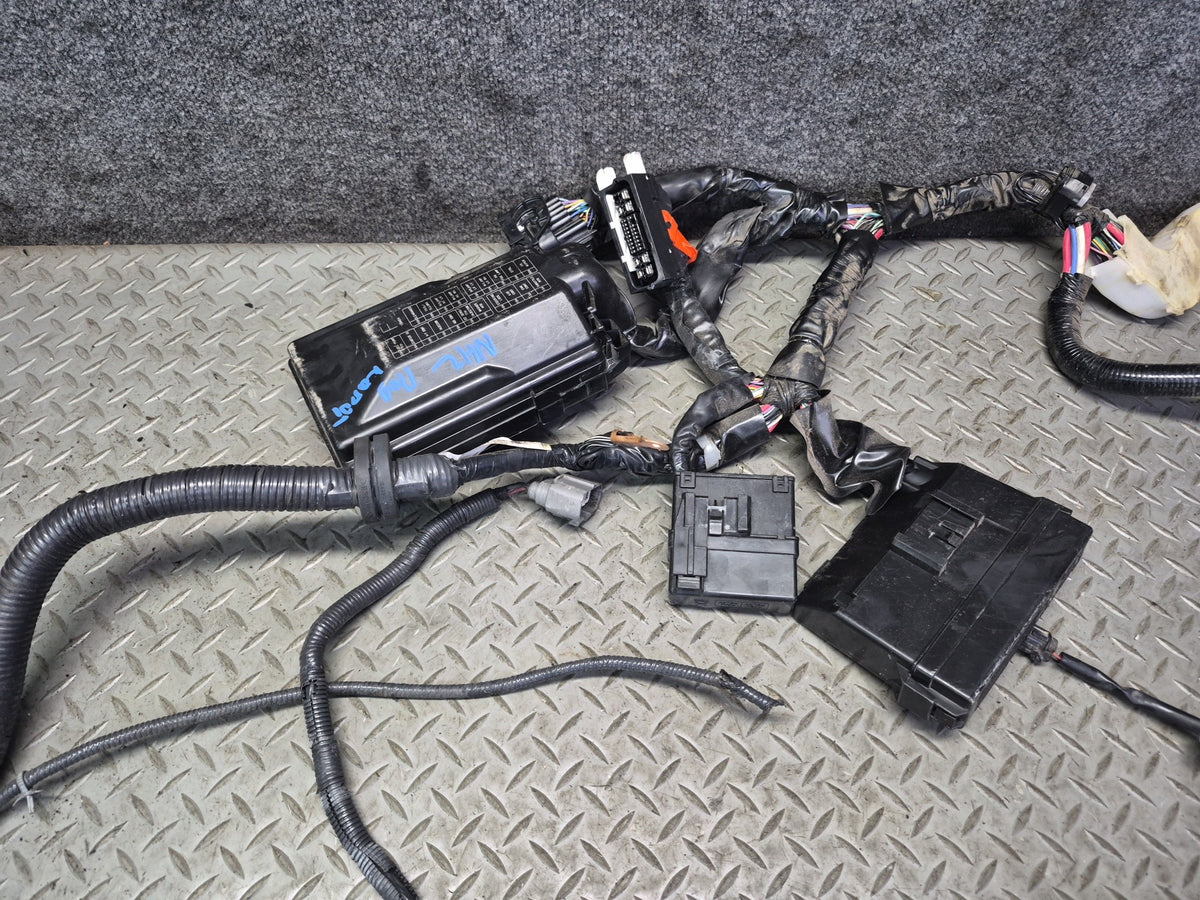 2013 Nissan Z34 370Z Convertible A/T Engine Bay Wire Wiring Harness OEM