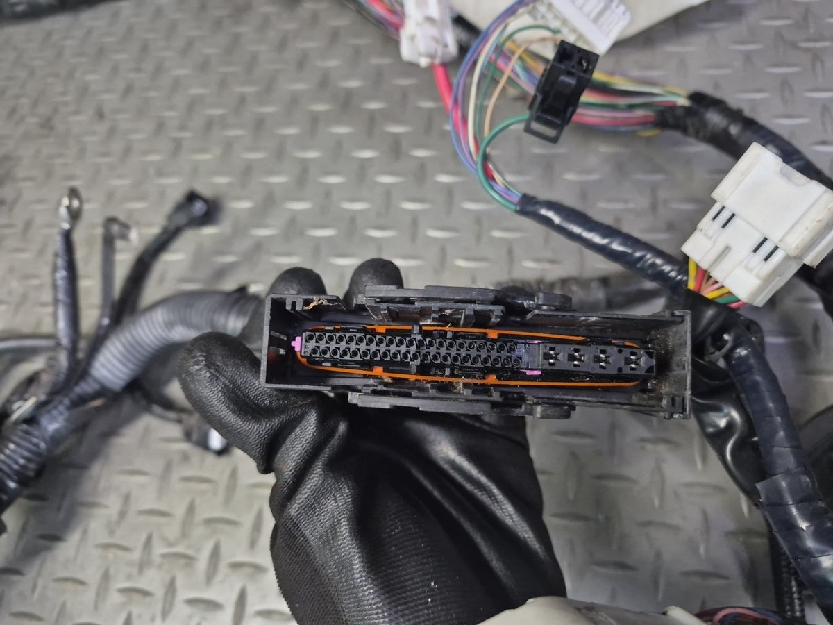 2013 Nissan Z34 370Z Convertible A/T Engine Bay Wire Wiring Harness OEM