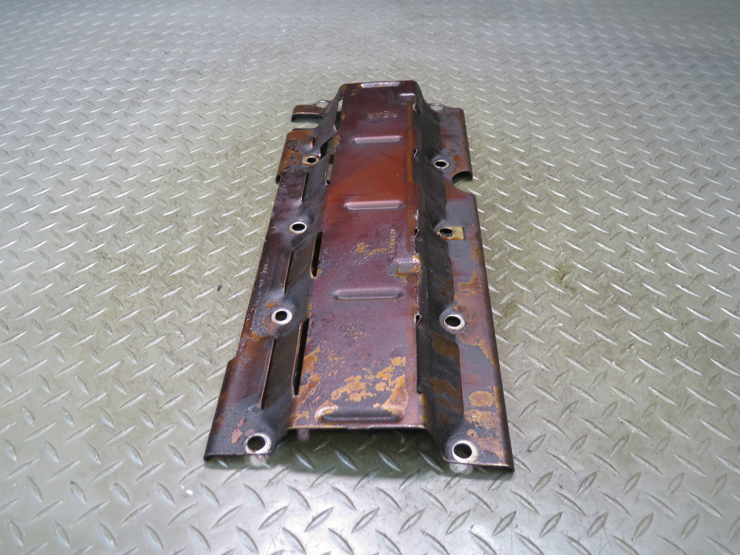 2003-2007 Hummer H2 Engine Oil Baffle 12558266 OEM