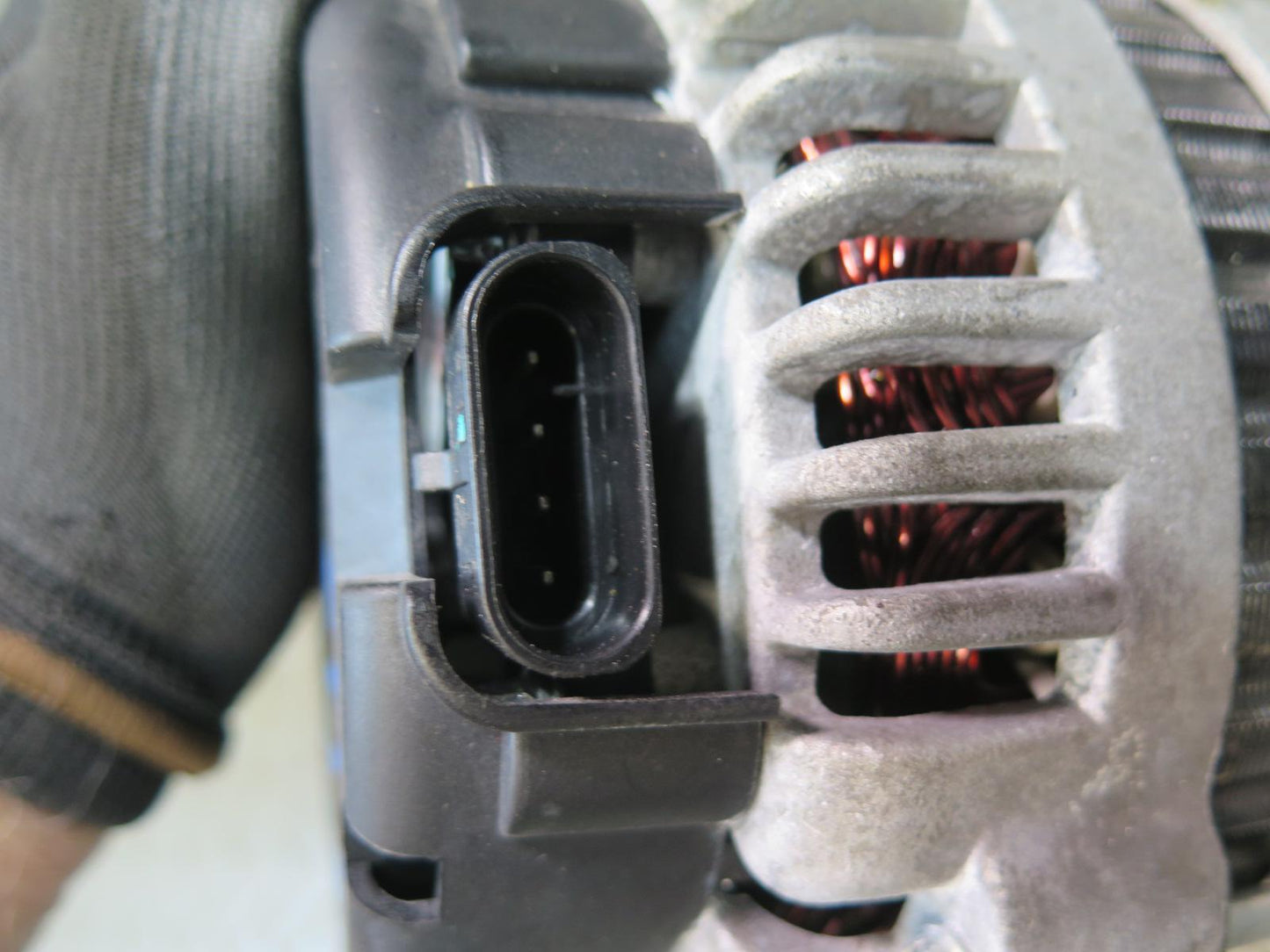 2003-2007 Hummer H2 6.0L Engine Alternator Generator