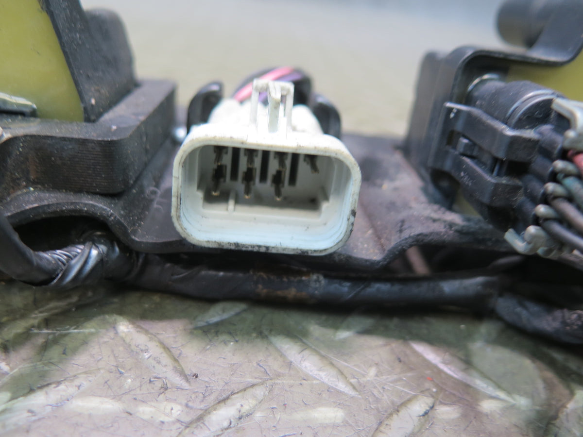 2003-2007 Hummer H2 6.0L Left & Right Ignition Coil Pack Set of 2