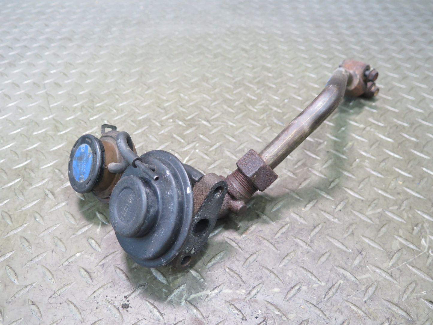 1996-1997 Lexus FZJ80L LX450 4.5L EGR Exhaust Valve Regulator 25870-66011