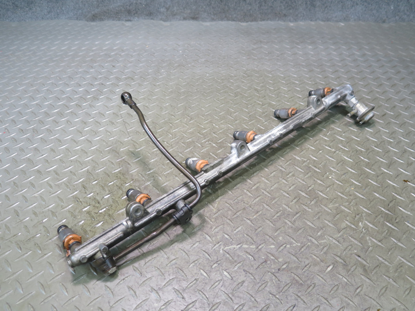 1996-1997 Lexus FZJ80L LX450 4.5L Fuel Rail Injector Set