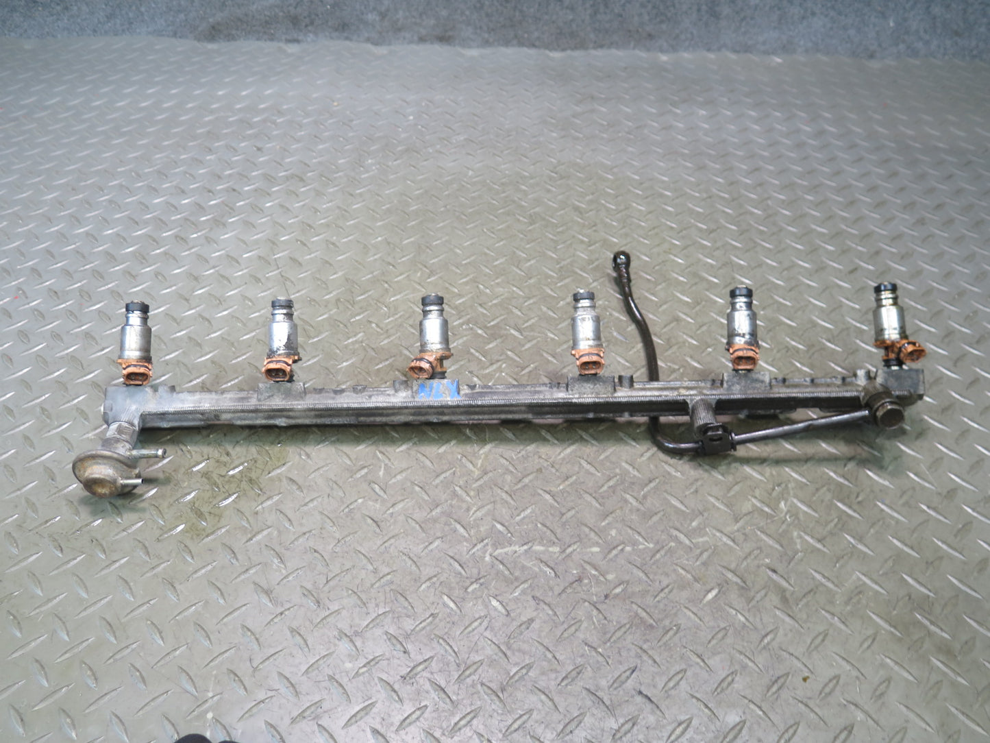 1996-1997 Lexus FZJ80L LX450 4.5L Fuel Rail Injector Set