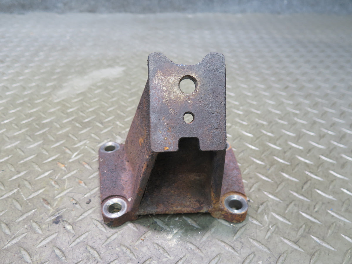 1996-1997 Lexus FZJ80L LX450 4.5L Engine Motor Mount Support Bracket Set of 2