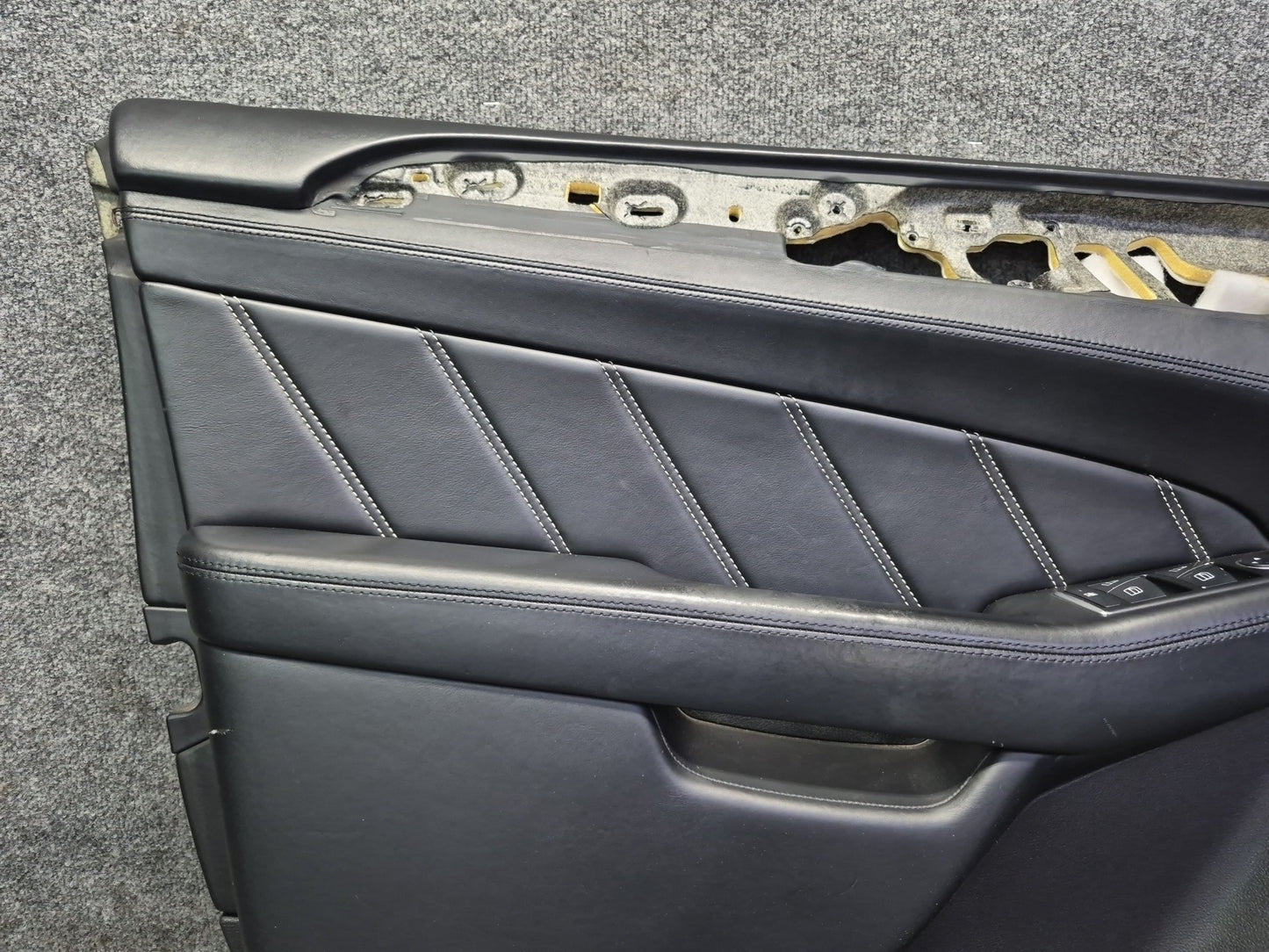 2012-2015 Mercedes W166 ML63 AMG Front Door Interior Trim Panel Set of 2