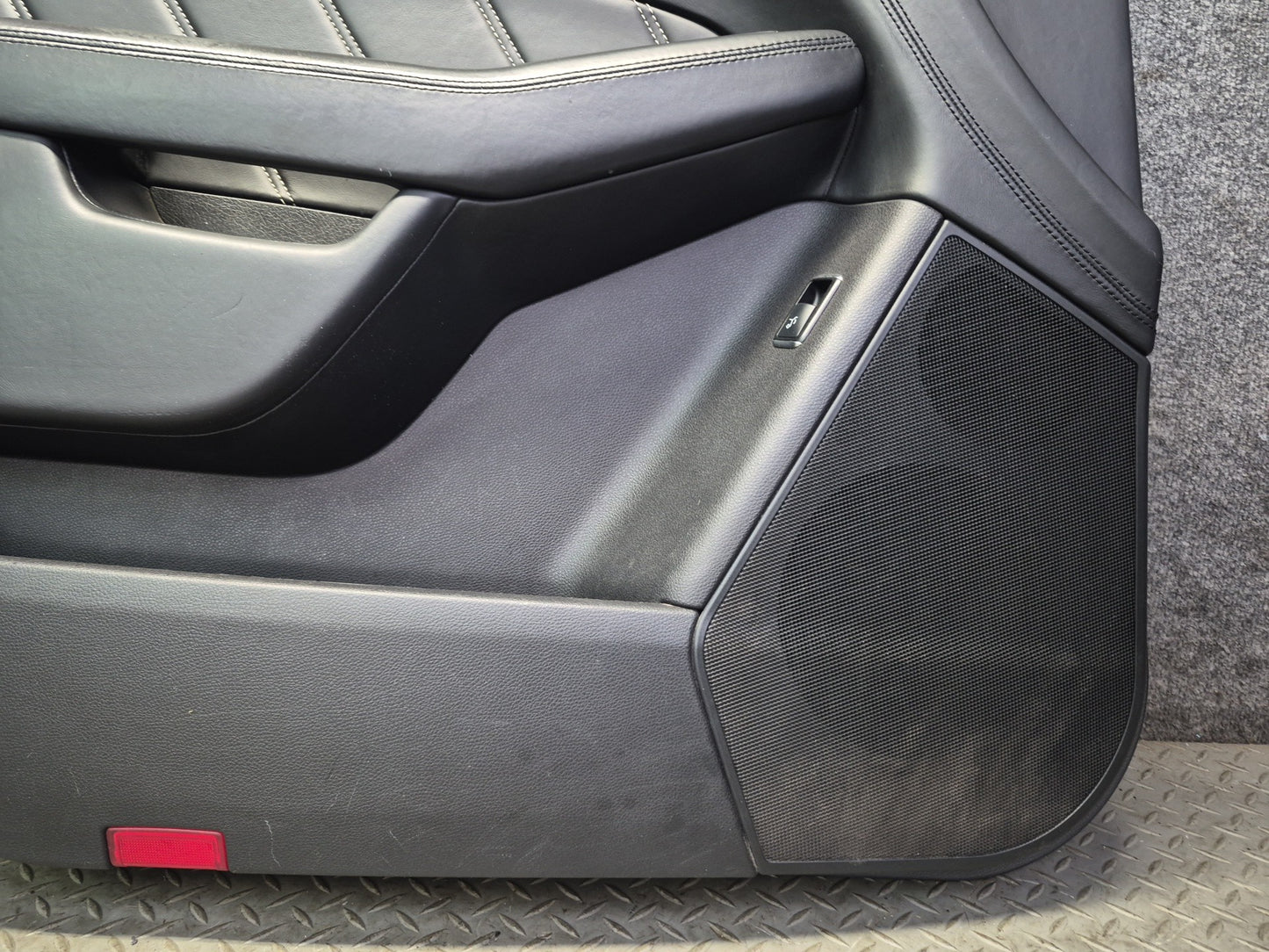 2012-2015 Mercedes W166 ML63 AMG Front Door Interior Trim Panel Set of 2