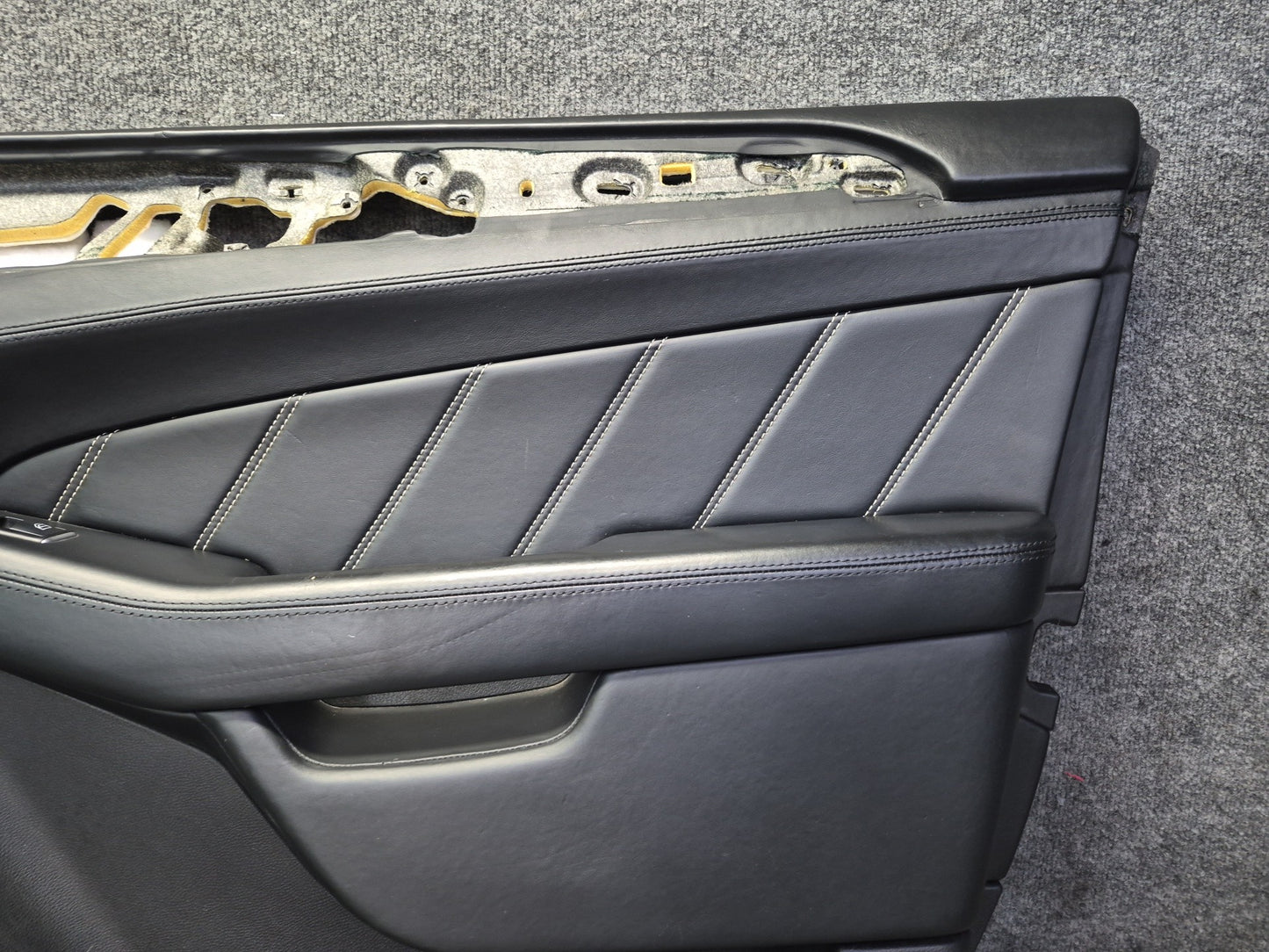 2012-2015 Mercedes W166 ML63 AMG Front Door Interior Trim Panel Set of 2