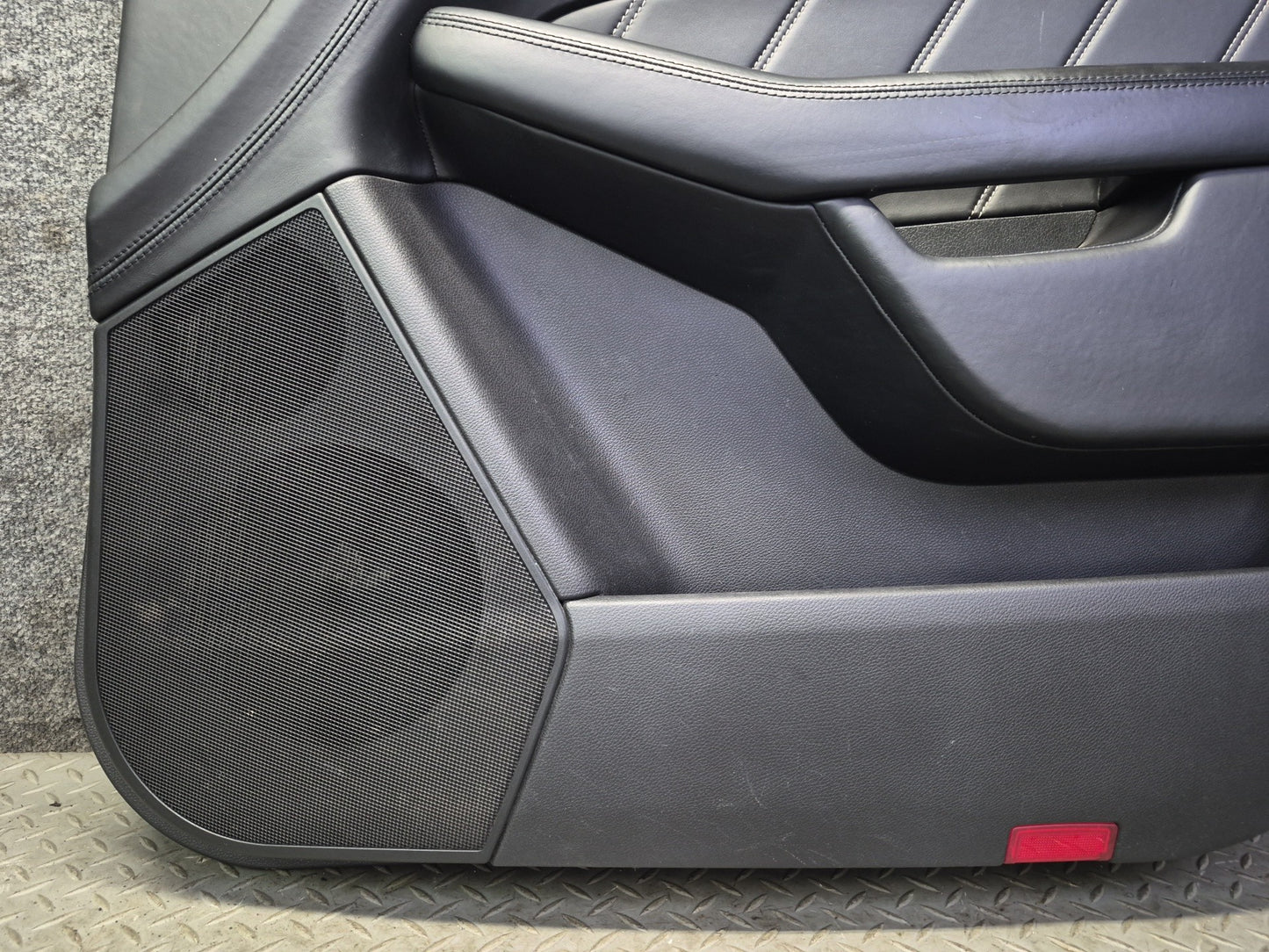 2012-2015 Mercedes W166 ML63 AMG Front Door Interior Trim Panel Set of 2