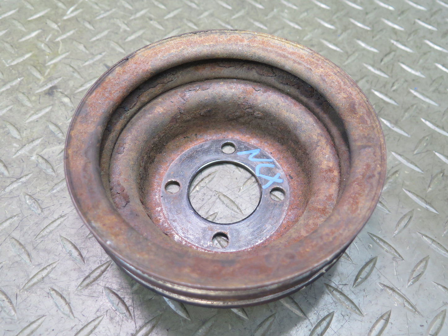 1996-1997 Lexus FZJ80L LX450 4.5L Engine Water Pump Pulley