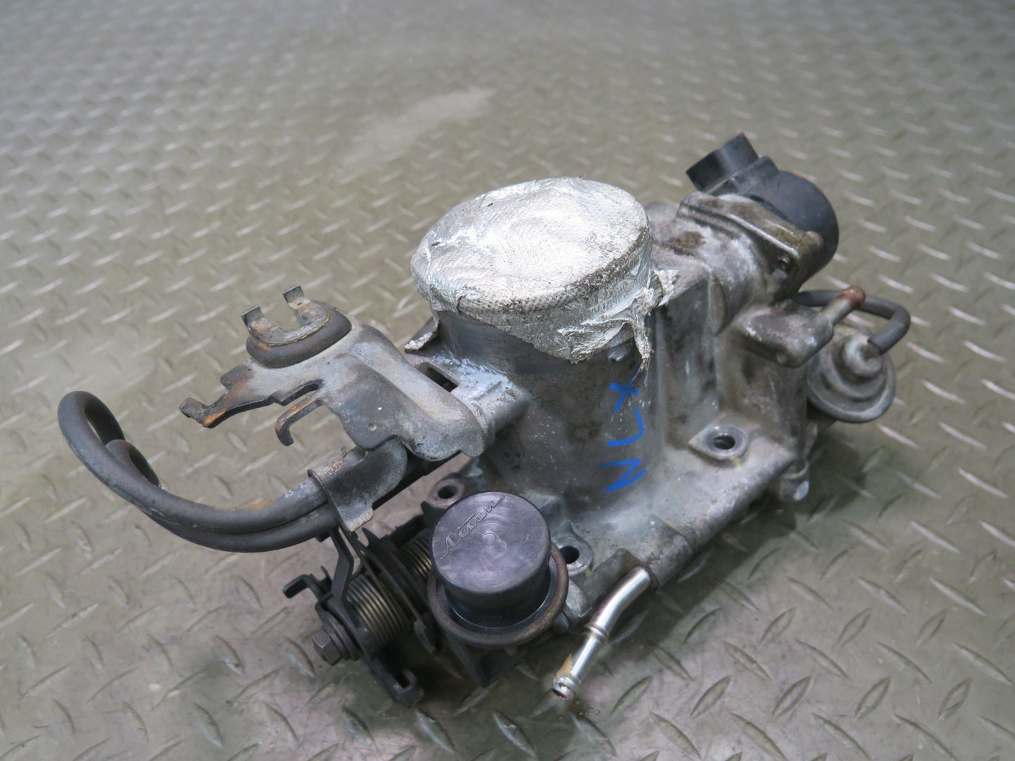 1996-1997 Lexus FZJ80L LX450 4.5L Engine Motor Throttle Body