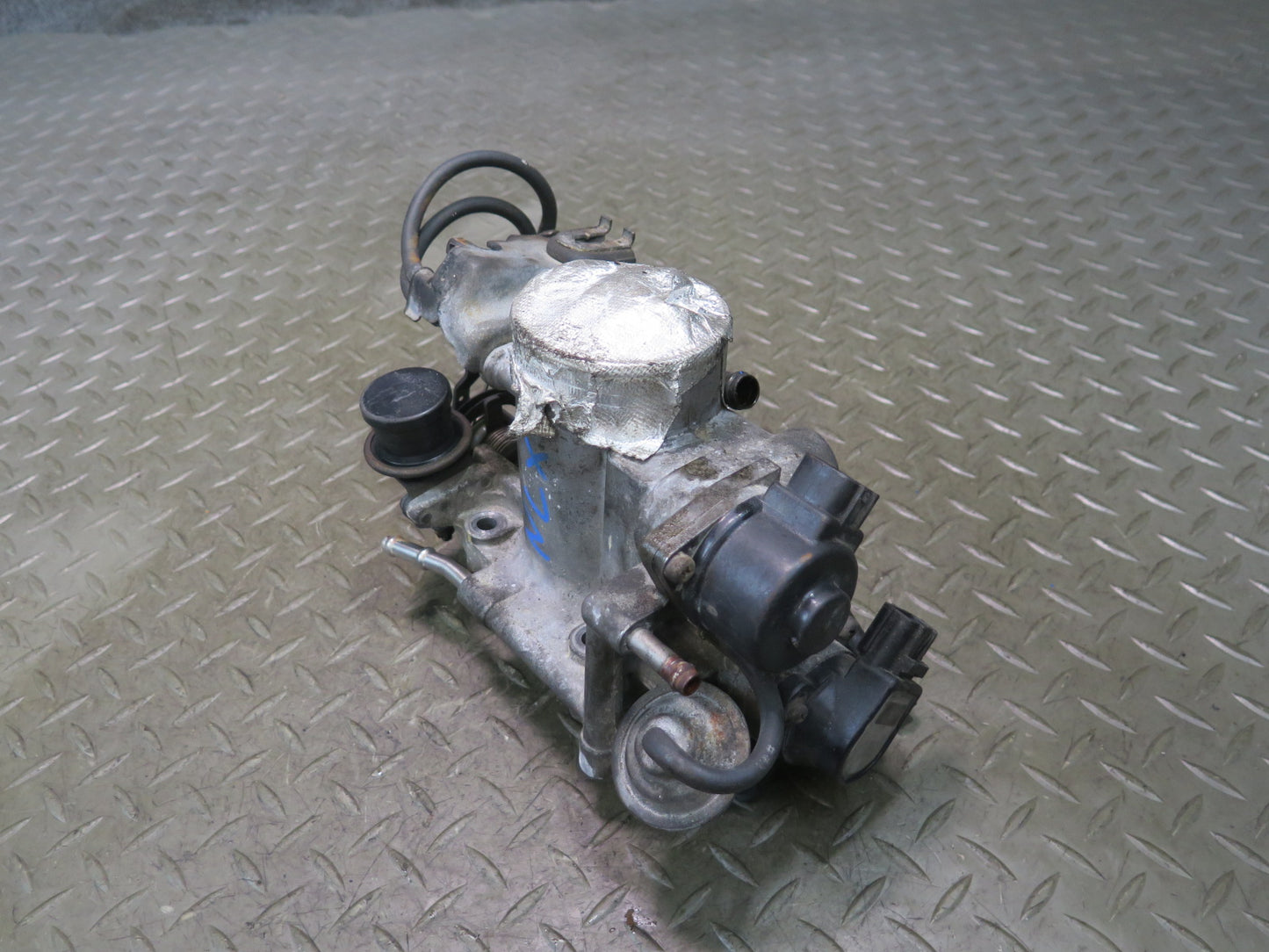 1996-1997 Lexus FZJ80L LX450 4.5L Engine Motor Throttle Body