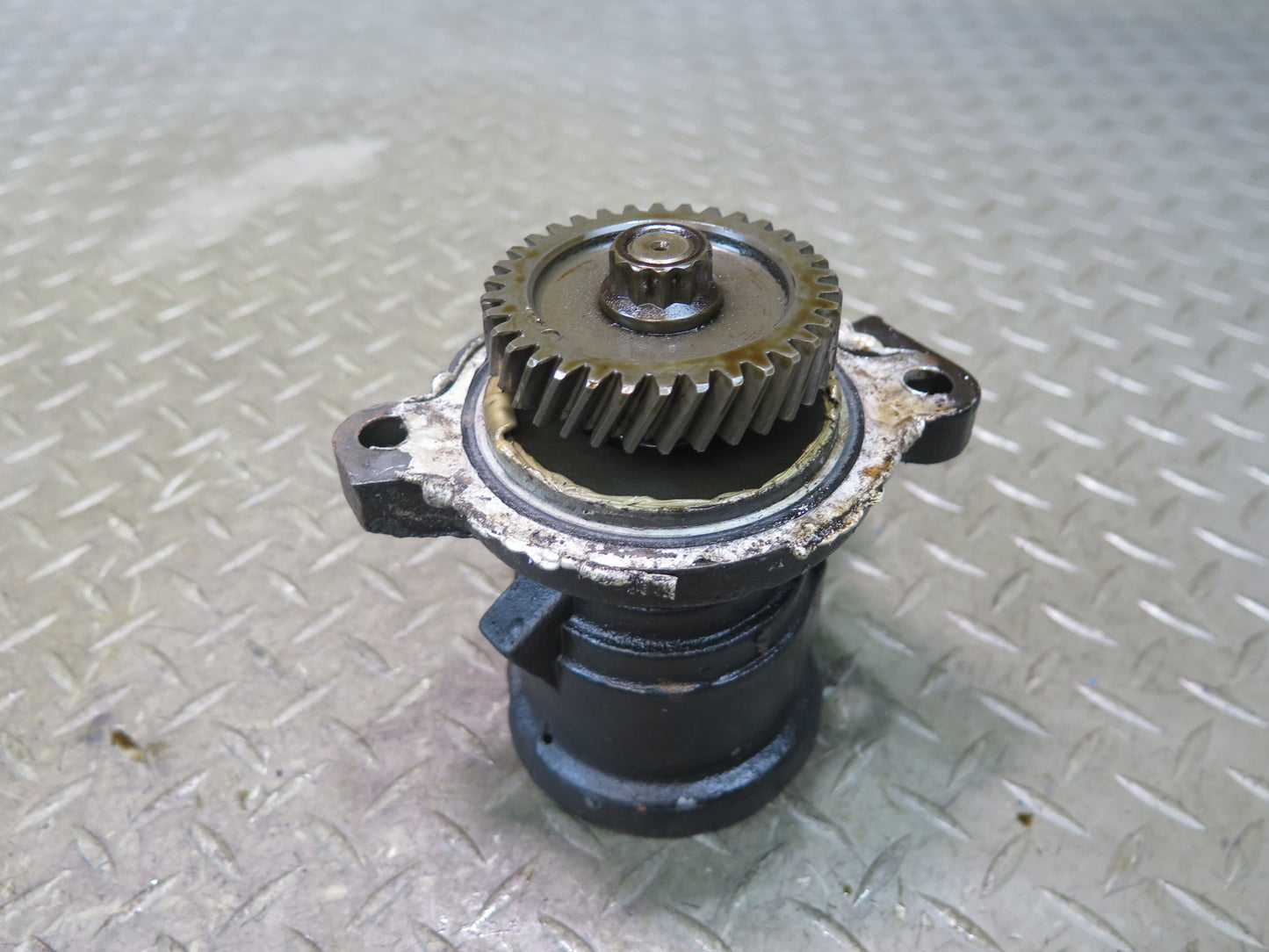 1996-1997 Lexus FZJ80L LX450 4.5L Power Steering Pump w Sprockets