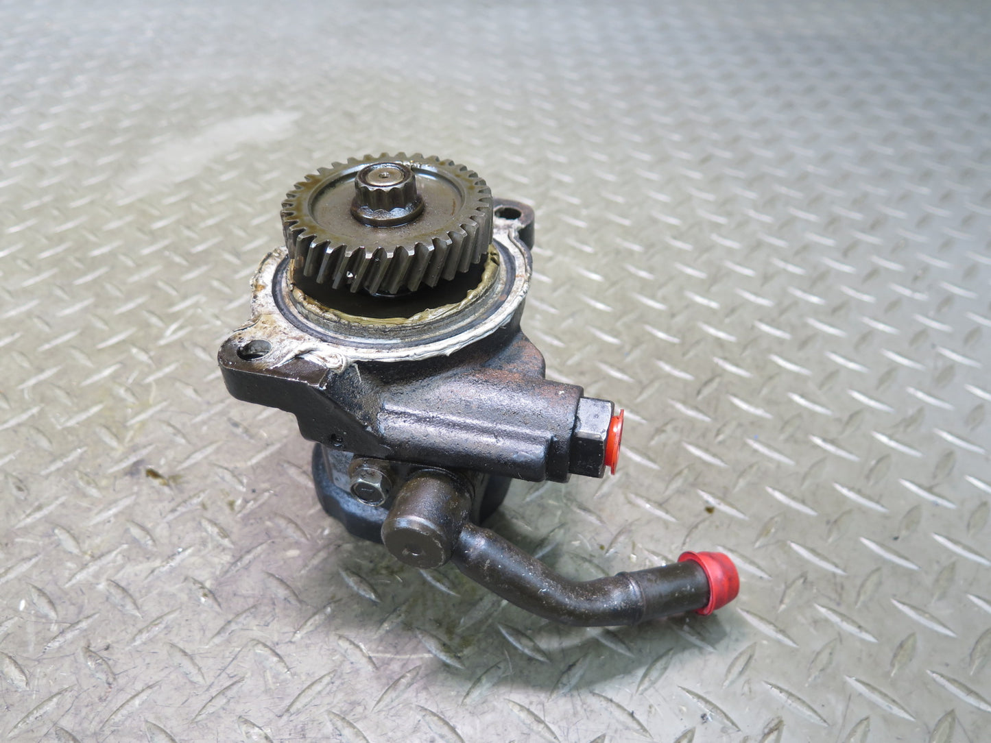 1996-1997 Lexus FZJ80L LX450 4.5L Power Steering Pump w Sprockets
