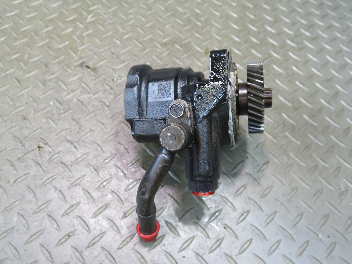 1996-1997 Lexus FZJ80L LX450 4.5L Power Steering Pump w Sprockets