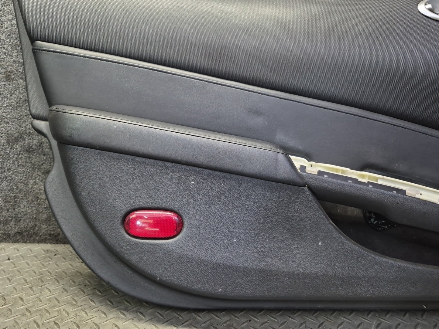 06-09 Nissan Z33 350Z Convertible Left Door Trim Cover Panel Black OEM