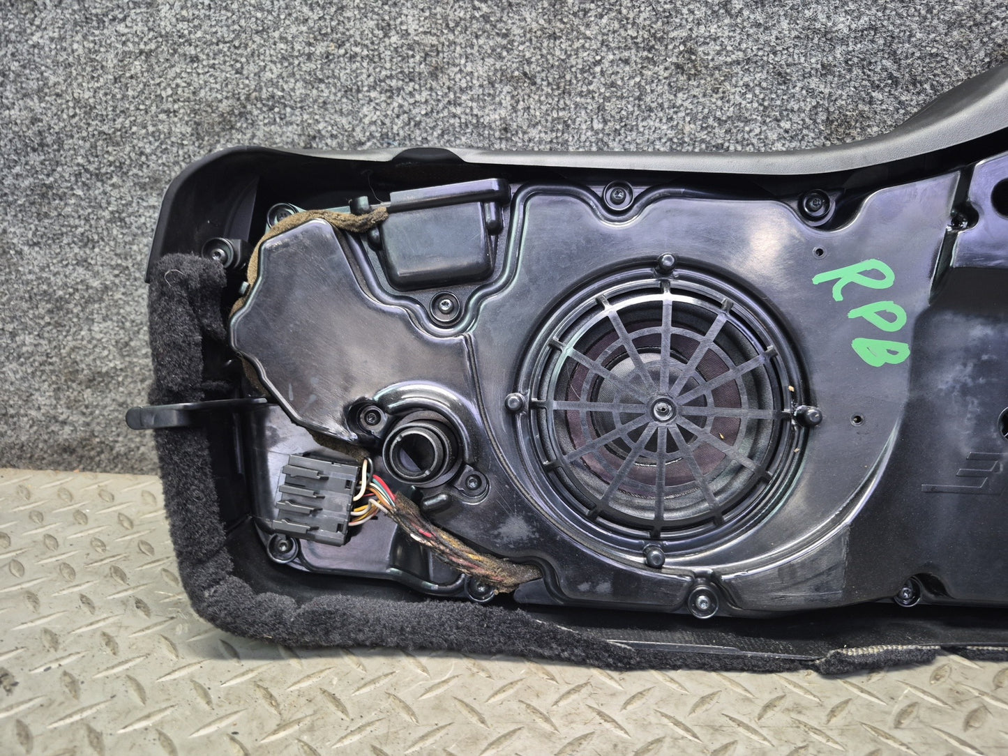 2005-2012 Porsche Boxster 987 Rear Bose Audio Speaker Subwoofer Bass Box