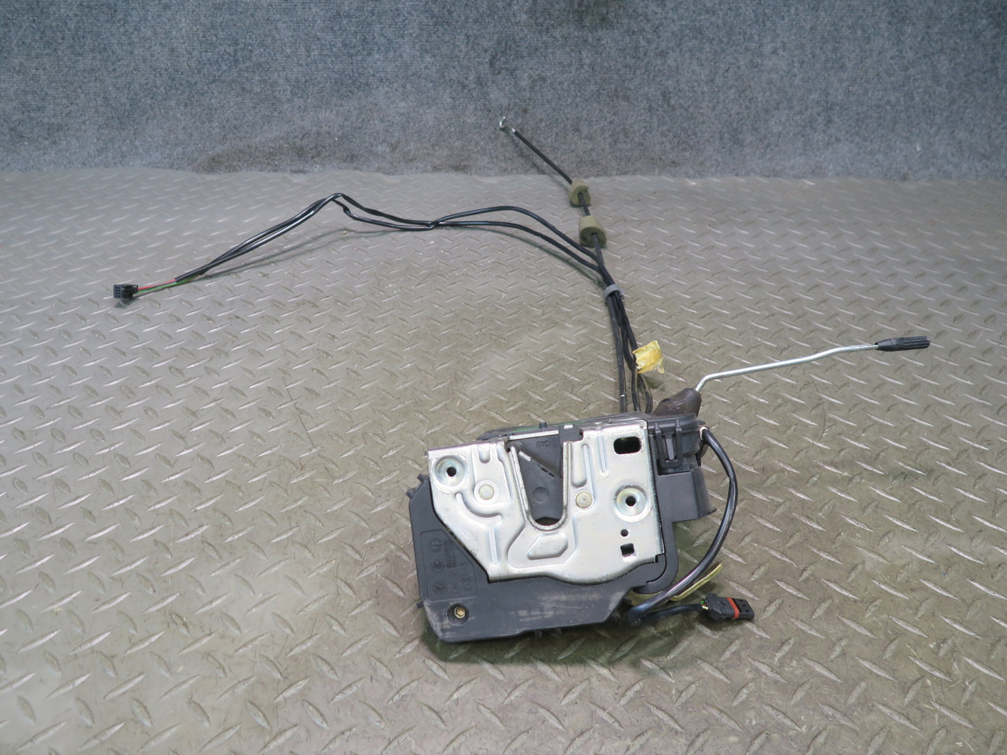 05-11 Mercedes R171 Slk-class Right Door Lock Latch Actuator OEM