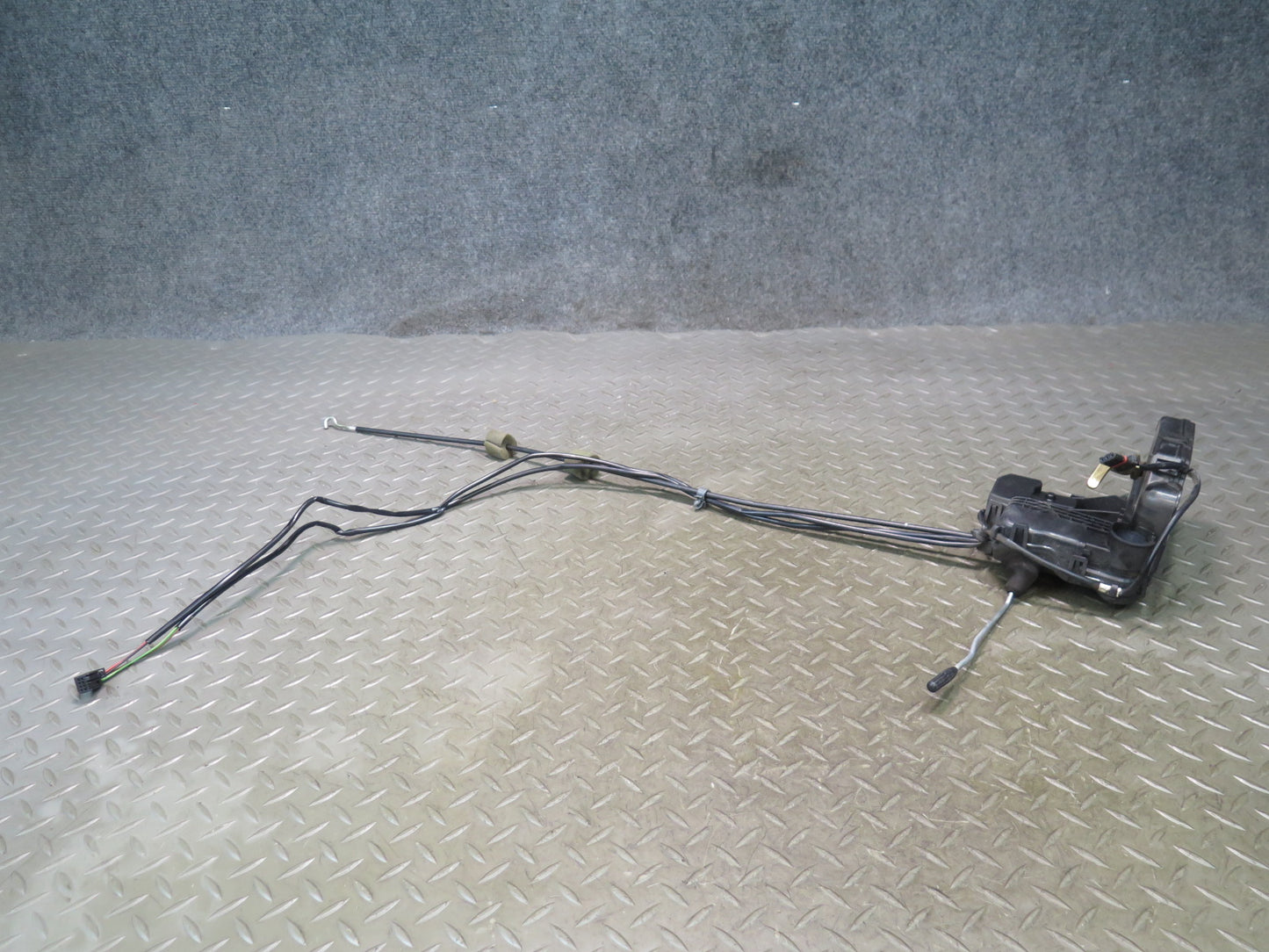 05-11 Mercedes R171 Slk-class Right Door Lock Latch Actuator OEM